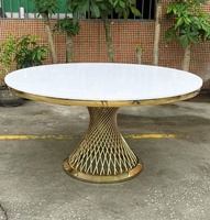 Hot Gold rond en acier inoxydable pieds tables à manger miroir table de gâteaux de mariage en verre à vendre