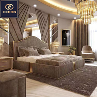 Lit en velours de luxe sur mesure, design moderne pour chambre à coucher, couleur beige doré, lit queen size