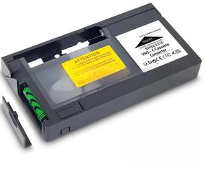 Convertisseur de cassette VHS-C vers VHS en gros, adaptateur alimenté par piles, boîtier de lecture de bande vidéo pour films domestiques et caméscopes rétro (format demi-cassette) - Product Image 1