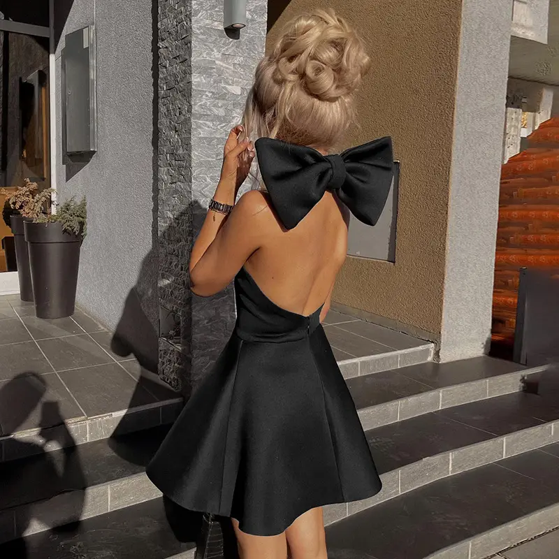 Nuevo verano 2024 para mujer, vestido con lazo Halter grande, Falda plisada delgada, venta al por mayor, vestido informal elegante Sexy