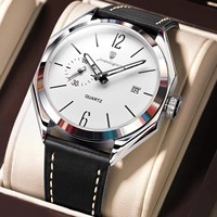 Mouvement à quartz : chronométrage précis avec un entretien minimal. Sangle en cuir, sensation luxueuse et durabilité pour une utilisation prolongée