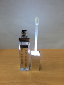 Kit de tubes à gloss à lèvres avec lumière LED et rouge à lèvres - Product Image 5