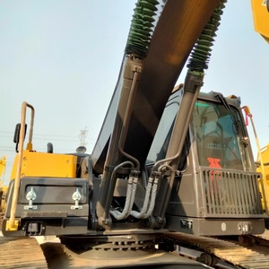 Excavatrice sur chenilles Volvo EC300DL d'occasion, modèle 2021, 30 tonnes, avec composants de transmission et de pompage - Product Image 6