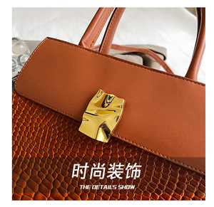 工厂 OEM ODM 奢华时尚女士 PU 皮革斜挎包 女式手提包 女士包 中国批发 - Product Image 3