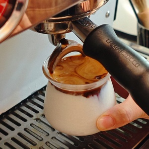 Caffettiera a bocca larga con fondo chiuso <span class=keywords><strong>in</strong></span> <span class=keywords><strong>vetro</strong></span> <span class=keywords><strong>borosilicato</strong></span> ad alta resistenza al calore, infusore per tè, tazza <span class=keywords><strong>da</strong></span> caffè soffiata a mano - Product Image 2