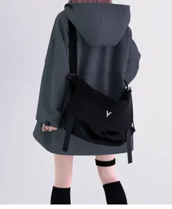 Original Workwear Cool Handsome Wind Shoulder Crossbody Bag Canvas On Student Backpack Dumpling Bag uomo e donna Large