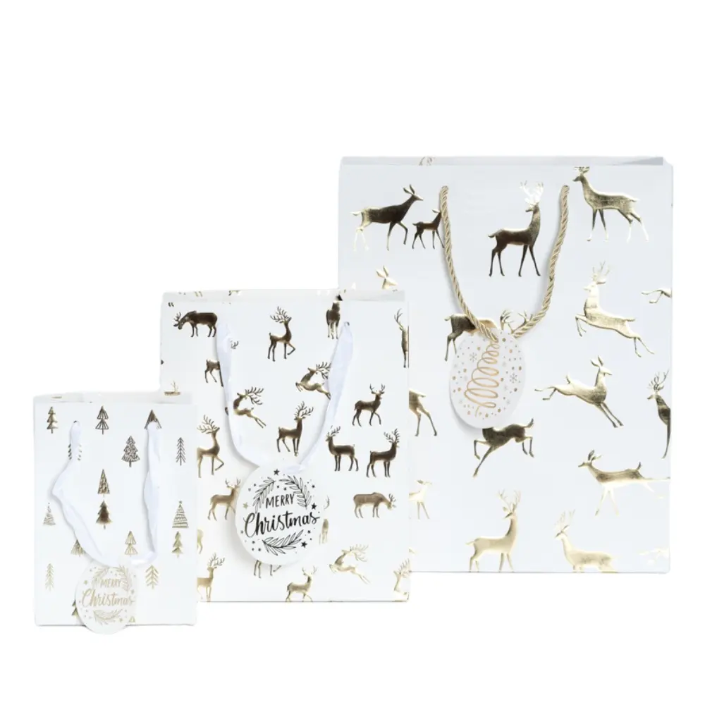 Offre spéciale Vente en gros Personnalisé Golden Deer Recyclable Emballage de haute qualité Cartoon Papier Sacs à main Pliable Sacs-cadeaux de Noël