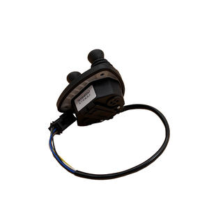 Apilador eléctrico original Linde de 1,5 toneladas con batería de 24V - Product Image 4