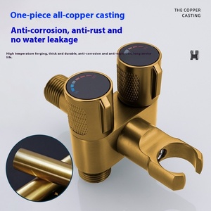 Полностью медный трехсторонний распылитель для чистки туалета - Product Image 6