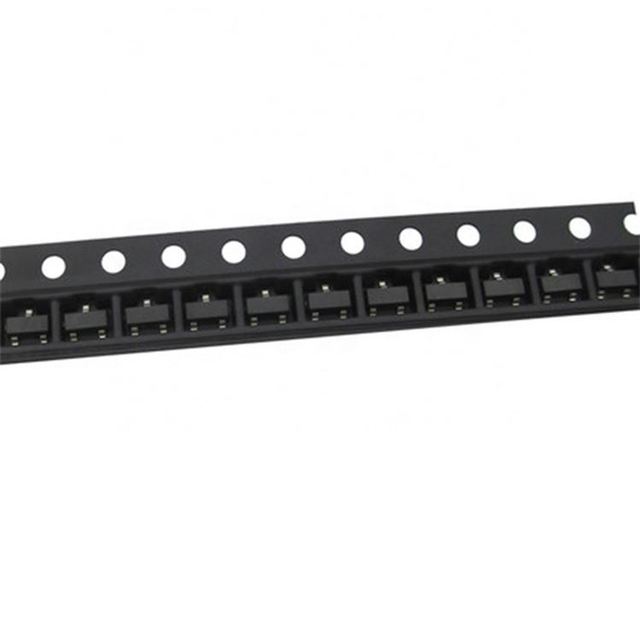 Original IC Chip transistor SOT-23 2SC3718