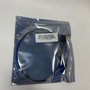Cable de Comunicación para Servomotor Mitsubishi MR-J3BUS05M - Product Image 1