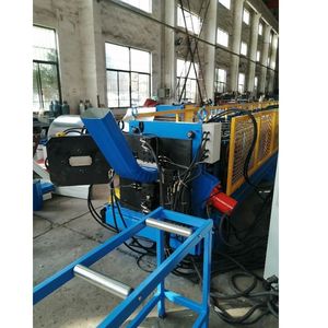 Macchina per Formatura a Rullo di Grondaie Quadrate <span class=keywords><strong>in</strong></span> Metallo, Acciaio e Alluminio 0.3-0.5mm 3x4'' con Macchina per Gomiti - Product Image 1