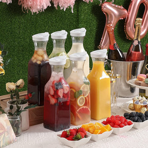 Pichets de <span class=keywords><strong>50</strong></span> oz (<span class=keywords><strong>1</strong></span>,5 <span class=keywords><strong>litre</strong></span>) avec couvercle rabattable, récipient carré pour jus, carafes en plastique transparent pour jus, bar à mimosa, eau, carafe en plastique - Product Image 3