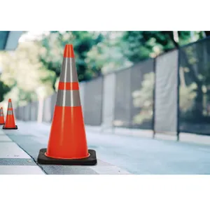 Customized Full Sized 28inch Orange Coloured Traffic Safety Cone Road Safety Reflective Sticker Traffic Safety Warning Cones