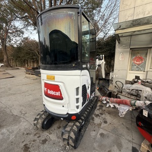 Miniexcavadora Usada E20Z Zero Tail con Motor, Sistema Hidráulico Compacto para Jardín y Espacios Estrechos - Product Image 2