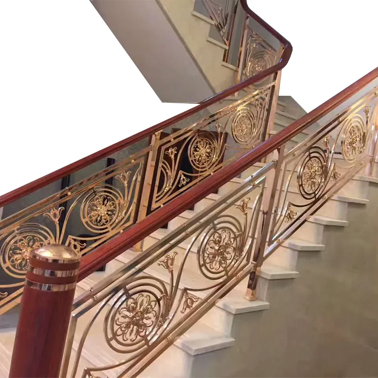 Garde-corps de luxe en fer forgé pour l'intérieur des escaliers