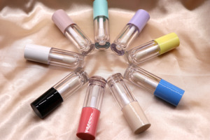 Tubo de Brillo Labial Vacío 2024 con Logotipo Personalizado, Bajo MOQ, Envases Blancos para Brillo Labial con Aplicador - Product Image 6