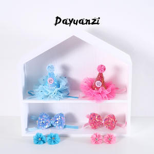 Feste Pailletten Crown Lace Tiara Hut mit Fliege Halsband für Katzen hund für Halloween Winter Party Weihnachten Erdnuss Tag Feier - Product Image 2