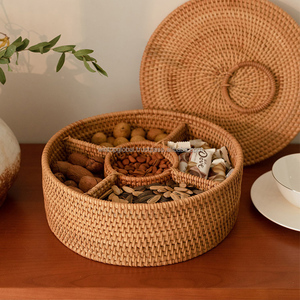 Boîte de rangement en rotin durable faite à la main de petite taille avec 5 compartiments Panier de rangement de bureau pour la maison Marque Wintop - Product Image 6