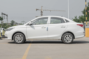 2019 édition Yuexiang berline d'<span class=keywords><strong>occasion</strong></span> confort personnalisé <span class=keywords><strong>1000</strong></span> taxis ventes 1.5L DCT direction à gauche prix réels <span class=keywords><strong>pas</strong></span> chers voitures Changan - Product Image 4