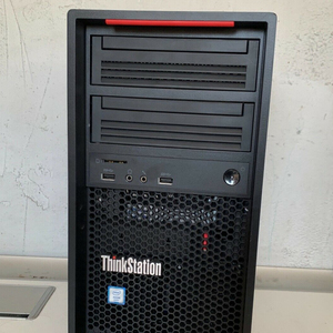 เวิร์กสเตชันระดับมาตรฐานในราคาประหยัด ThinkStation P520c Tower Workstation พร้อมโปรเซสเซอร์ W-2223 แรม 8GB พื้นที่จัดเก็บ 1TB - Product Image 1