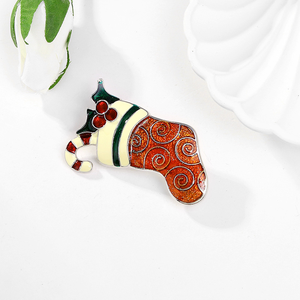 Collection <span class=keywords><strong>de</strong></span> noël bijoux dessin animé cadeau <span class=keywords><strong>de</strong></span> noël pour enfants chaussettes broche vêtements pour femmes broche cadeau décoration <span class=keywords><strong>de</strong></span> noël - Product Image 2