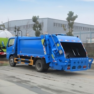 Camion compacteur de déchets à chargement arrière 5CBM 4x2 pour usine - Product Image 3
