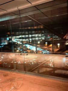 2025 Hochleuchtende Glasfenster Transparente Flexible LED-Anzeigefolie Transparentes LED-<span class=keywords><strong>Display</strong></span>-Gitter Transparenter LED-Bildschirm - Product Image 5