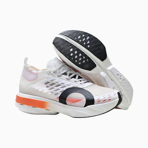 <span class=keywords><strong>Scarpe</strong></span> Sportive da Uomo Traspiranti e Leggere con Ammortizzazione Cloud, Nuovo Design 2026 Originale, Vendita Online all'Ingrosso - Product Image 1