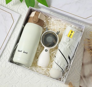 Coffrets Cadeaux Personnalisés avec Logo : Mini Ventilateur et Parapluie pour Mariage, Souvenirs pour Invités, Cadeaux <span class=keywords><strong>d</strong></span>'<span class=keywords><strong>Anniversaire</strong></span> - Product Image 3