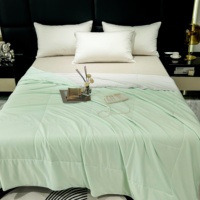 Insert matelassé en nylon à alternative au duvet, doux et confortable
