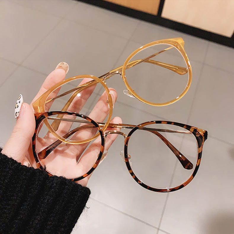 Occhiali Rotondi Metallici Unisex: 3 Paia Con Lenti Trasparenti, Stile Retro E Versatile - Foto 8