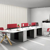Poste de travail modulaire extensible en bois massif pour bureau, hospital ou personnel, avec cloisons pour ordinateurs portables