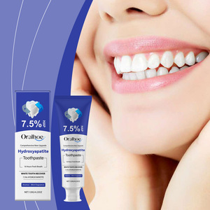 <span class=keywords><strong>Dentifrice</strong></span> éclaircissant pour <span class=keywords><strong>les</strong></span> <span class=keywords><strong>dents</strong></span> - Protection douce des gencives - Nettoie <span class=keywords><strong>les</strong></span> <span class=keywords><strong>taches</strong></span> et le tartre - Rafraîchit l'haleine - Blanchit <span class=keywords><strong>les</strong></span> <span class=keywords><strong>dents</strong></span> - Product Image 2