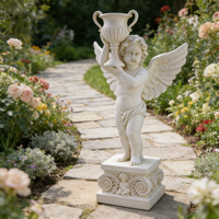 Statue de planteur en résine de chérubin debout - Effet pierre, sculpture d'ange majestueuse avec urne pour une grande entrée et une décoration de jardin de luxe