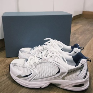 Zapatos deportivos de diseño de alta gama con parte superior de malla transpirable y antideslizante, zapatos casuales de cuero genuino para caminar. - Product Image 6