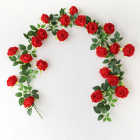 Guirlande de roses rouges artificielles en soie, avec feuilles vertes, pour arche de mariage, toile de fond murale, décoration florale pour fêtes à domicile
