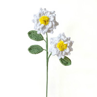 Vente en gros de fleurs artificielles faites à la main cadeau bouffée de fil tricoté crochet fleur de lotus