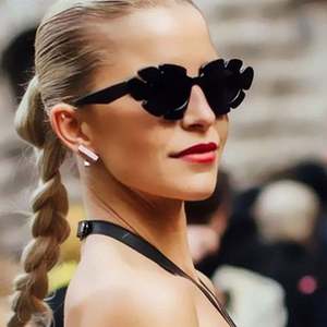 Gafas de Sol de Moda Retro 2022, Estilo Ojo de Gato, Colores Dulces, Protección UV400, Forma de Flor, para Mujer - Product Image 1