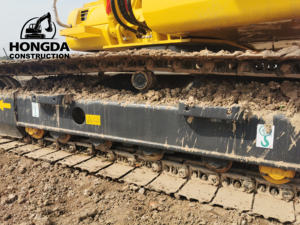 <b>Earth</b> <b>Moving</b> Crawler Excavator Used komatsu PC110 PC110-7 Secondhand Japan Engine PC 110 110-7 - Product Image 5