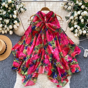 Blusa de Chifón con Estampado Fresco para Mujer, Diseño con Lazo en la Parte Superior - Product Image 1