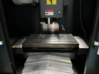 Centre d'usinage CNC PLURTEL VMC855 VMC850, machine-outil de fraisage vertical, broche BT40, table de travail unique, usage intensif