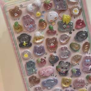 Autocollant 3D en relief populaire et mignon, haute valeur esthétique, imperméable, écologique, couleur pleine, forme ronde, décoration en cristal pour enfants - Product Image 1