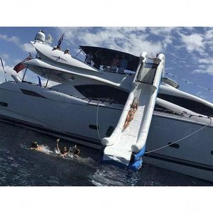 Toboggan aquatique gonflable géant de qualité commerciale sur mesure pour catamaran et divertissement sur yacht de luxe - Product Image 1