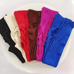 Pantaloni <span class=keywords><strong>invernali</strong></span> <span class=keywords><strong>caldi</strong></span> per il bottino di costole Yoga Leggings senza soluzione di continuità a costine da palestra pantaloni in tinta unita Push up Yoga Scrunch <span class=keywords><strong>Leggins</strong></span> a coste - Product Image 4