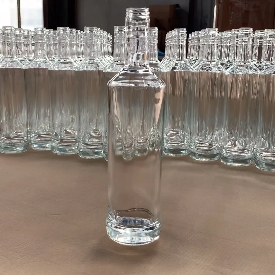 Bouteille supérieure en verre avec bouchon en liège, de luxe, capacité de 375ml, 500ml, 750ml, 1000ml, pour whisky et vodka, spiritueux