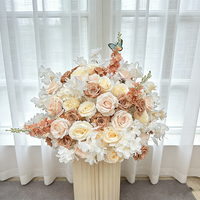 Boules de fleurs artificielles modernes de haute qualité en brun pour la décoration d'événements de mariage