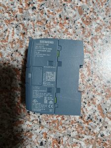 Module d'entrée analogique S7 1200 6ES7231 5QD32 0XB0/6ES7231 5QF32 0XB0/6ES7231 5QF32 0XB0 Extension PLC industrielle en stock - Product Image 4