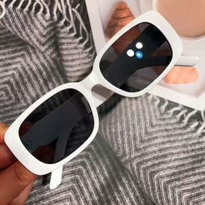 Nouveauté 2022, lunettes de soleil rectangulaires vintage tendance pour femme, petites lunettes de soleil carrées blanches pour femme - Product Image 3