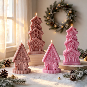 Bougie parfumée maison en pain d'épices 3D, bougie artisanale en cire de soja, décoration de table d'hiver, cadeau de Noël - Product Image 1